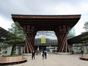 金沢駅東口の写真