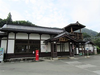 山寺駅の写真