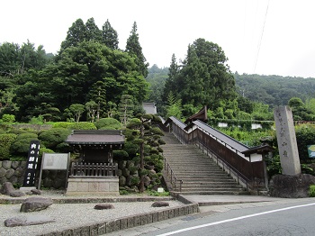 山寺入口の写真