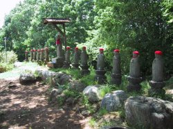 十三賢者の石仏の写真