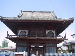 安養寺　山門の写真