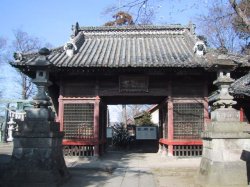 東石清水八幡神社随身門の写真