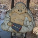 七福橋欄干の布袋の写真