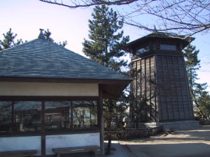 札場河岸公園　望楼