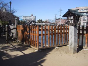 札場河岸公園　常夜灯